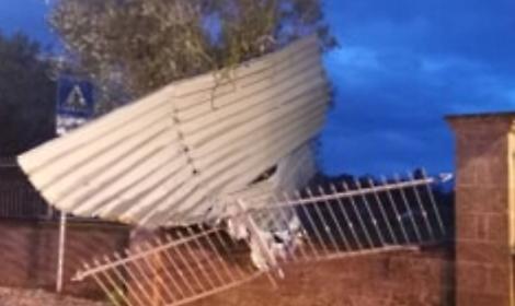 Tromba d'aria nella notte a Oria - foto di Patrizia Scarcella