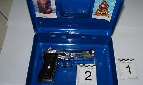 La pistola sequestrata