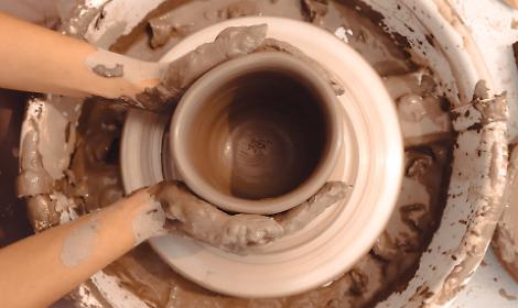 Momenti di lavorazione al tornio