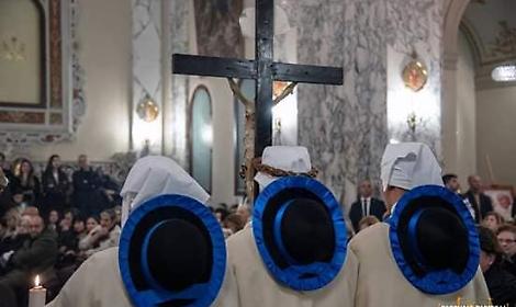 La via Crucis al Carmine - foto di Pasquale Pasculli