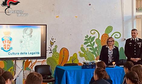 Legalit&agrave; tra i banchi, dialogo dei Carabinieri con gli studenti dei Tamburi