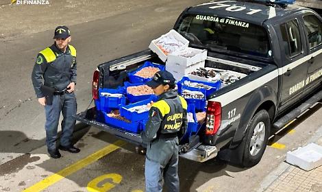 Pesce senza tracciabilit&agrave;, sequestrati 115 chili: sanzioni per 18.000 euro