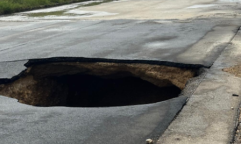 Cedimento del manto stradale all&rsquo;ex Ilva, allarme dei Rls sulla sicurezza