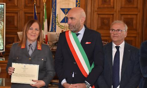 Polizia Metropolitana, encomi per le operazioni del 2025