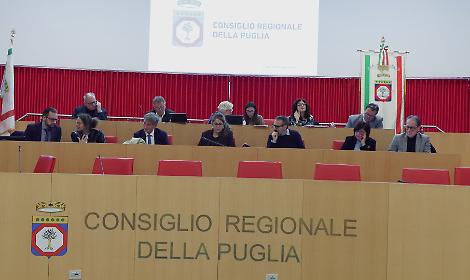 Rinnovabili in Puglia, scontro su aree idonee e tutela del paesaggio