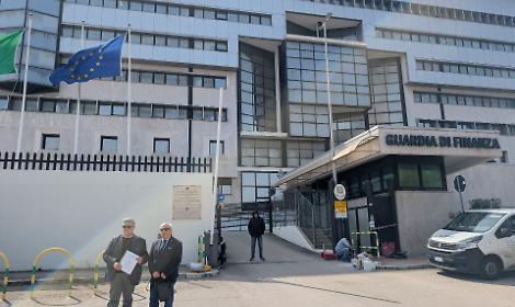 Sicolo e D'Amico presentano l'esposto alla Guardia di Finanza