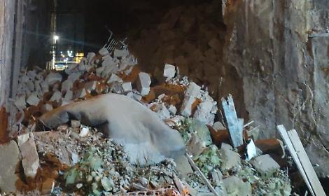 La Citt&agrave; Vecchia si sta sbriciolando, nuovo crollo in vico Porto