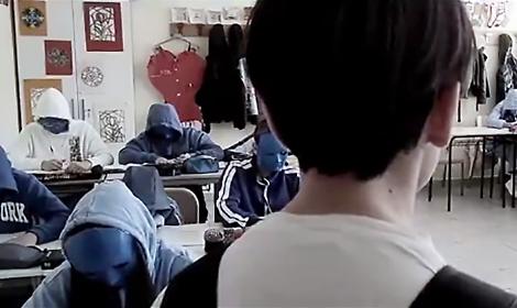 Una scena della pellicola &ldquo;Oltre il vetro&rdquo;