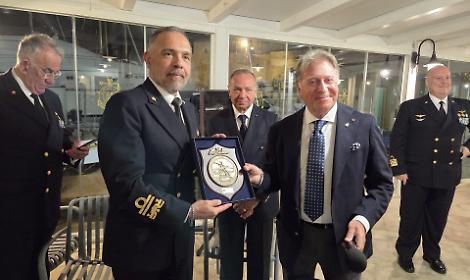 Giornata del mare a Trani, bambini e Marina insieme per la cultura marittima