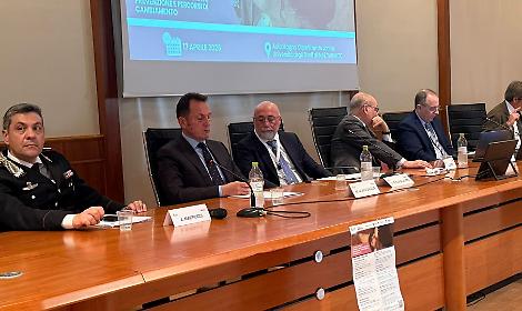 Violenza di genere, focus sugli uomini: prevenzione e percorsi di cambiamento