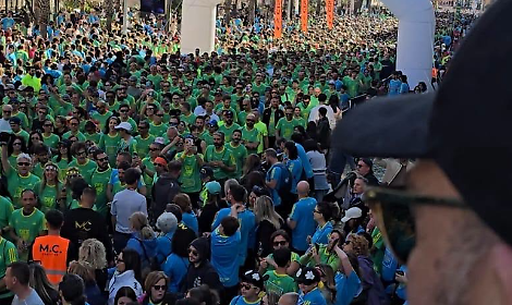 Deejay Ten invade Bari, 10mila al via tra sport e festa