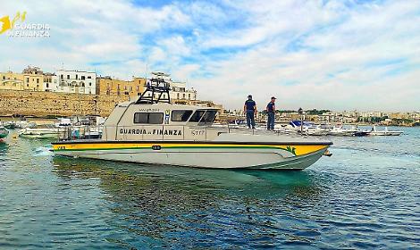La Guardia di Finanza a Otranto