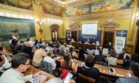 Premio Biol 2026, trionfa l&rsquo;eccellenza dell&rsquo;olio biologico mondiale