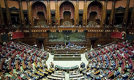 Propriet&agrave; privata e crisi economica. E intanto fondano nuovi partiti