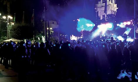 Assediati dalla movida, diffida al Comune: 51 residenti chiedono i danni