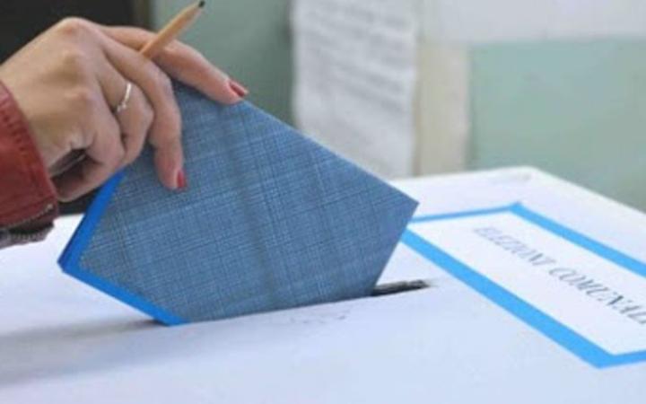 Referendum, il primo exit poll parla di equilibrio: dati ancora incerti