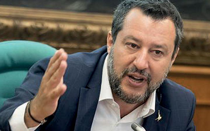 Sciopero e Alta velocit&agrave; dei treni, scontro tra Salvini e Leccese sui collegamenti del Sud