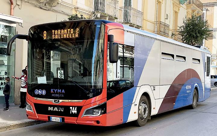 Un bus di Kyma mobilit&agrave;