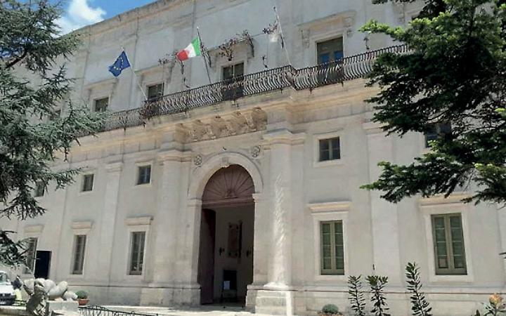 Studenti richiamati dalla scuola per le manifestazioni del 25 aprile, scoppia il caso