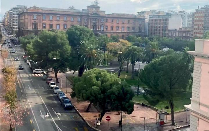 Sicurezza in piazza Garibaldi, chiesto l'intervento di Prefetto e Questore