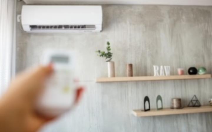 Condizionatori, allarme abusivismo: &ldquo;Regole ignorate e controlli insufficienti&rdquo;