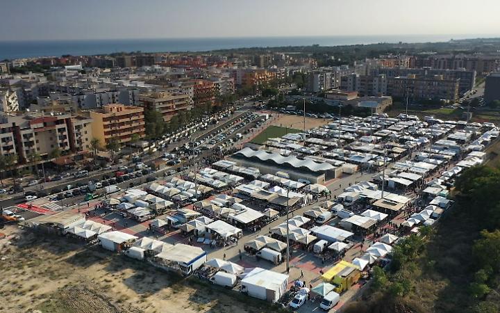 Mercato di via San Martino, Spina: &ldquo;Degrado e crisi, serve subito un consiglio comunale&rdquo;