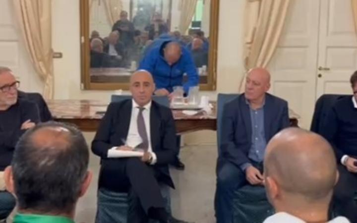L'incontro tra i sindacati e il sindaco Piero Bitetti