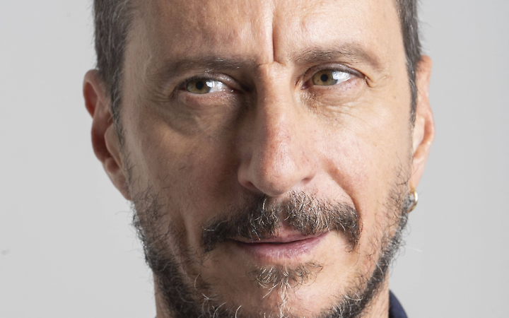 Luca Bizzarri (Posati studio 36 Milano)