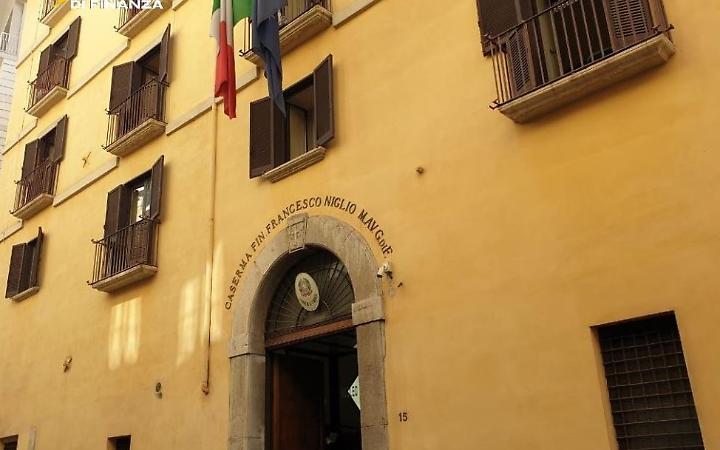 La sede della Guardia di Finanza di Salerno