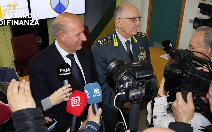 Bonifiche e controlli ambientali, protocollo tra Guardia di Finanza e Commissario Uricchio