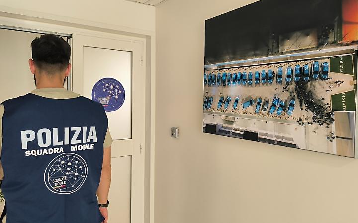 La Squadra Mobile della Bat