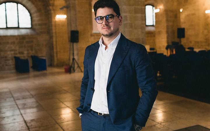 Dall&rsquo;Agentic AI ai successi anni &rsquo;80: il 25 aprile al Canneto Beach