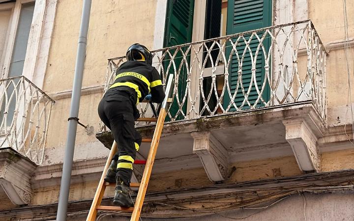 Allarme in via Anfiteatro, paura per un uomo scomparso - foto di Francesco Manfuso