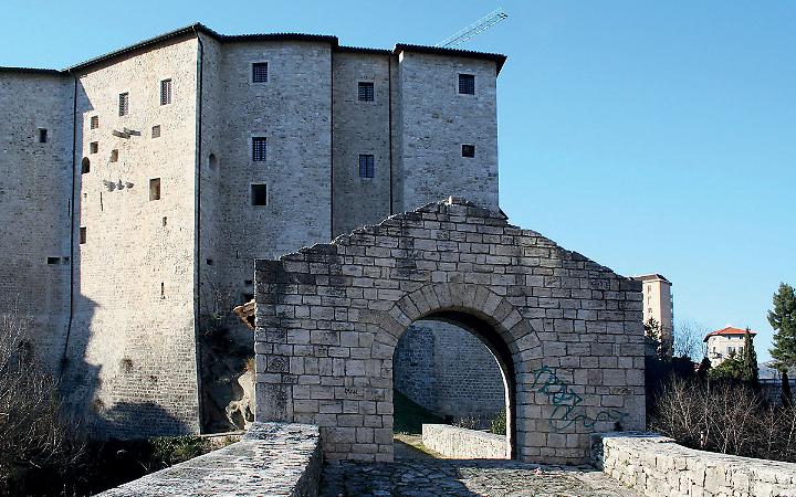 Forte Malatesta e Ponte di Cecco