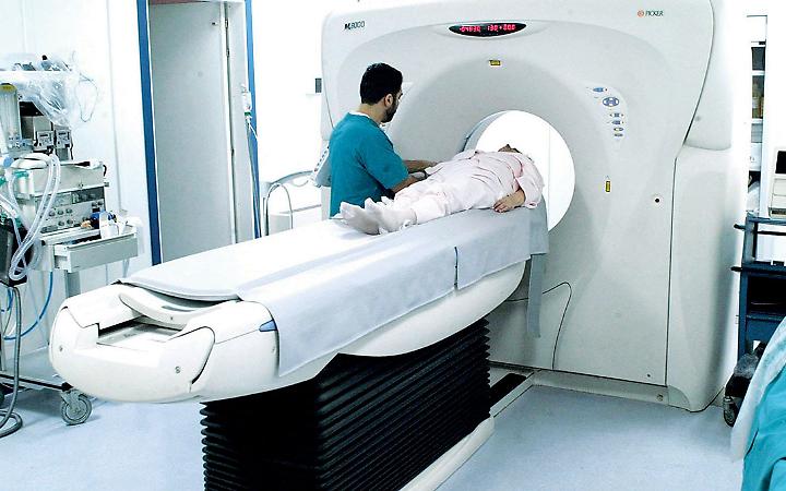 Liste d&rsquo;attesa, sprint in Puglia: oltre 100mila pazienti richiamati