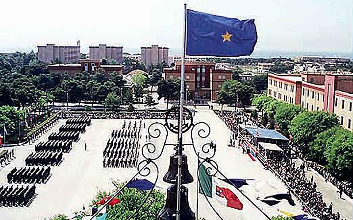 Difesa, allarme lavoro a Taranto: &ldquo;Organici crollati, serve un piano per il rilancio&rdquo;