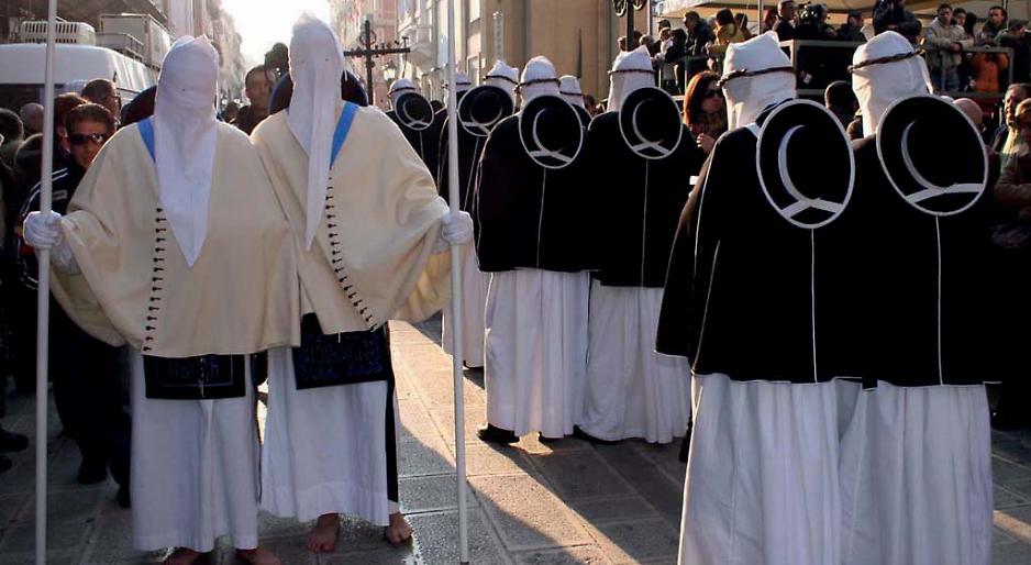 Settimana Santa, turismo sotto le attese: prenotazioni ferme al 50%