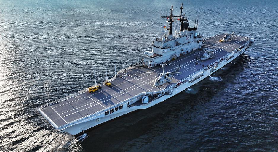 Nave Garibaldi, la delusione di Taranto