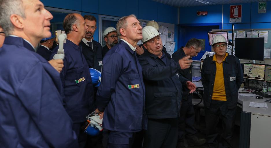 Ex Ilva, ora Urso &egrave; preoccupato. "Il tribunale ha cambiato tutto"