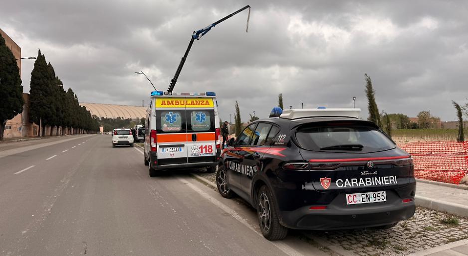 Tragedia sul lavoro a Taranto - foto di Francesco Manfuso
