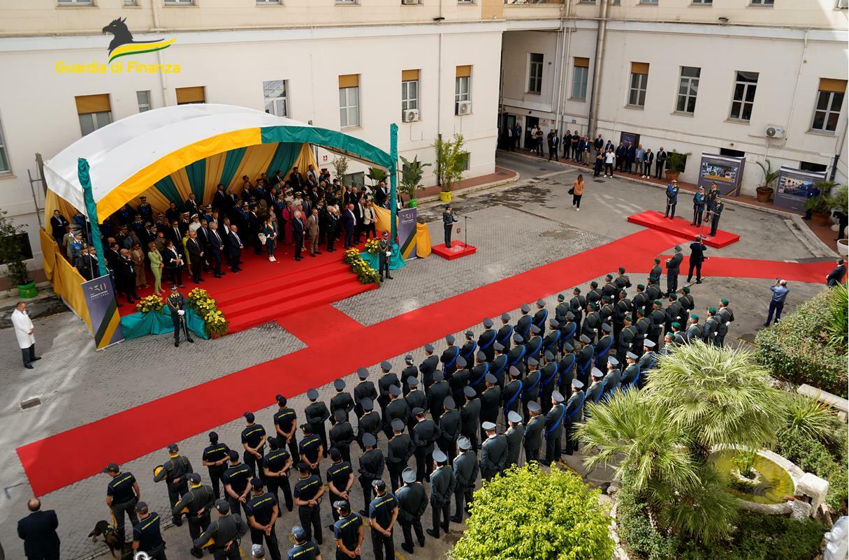 Cambio della guardia al&nbsp;Comandante Regionale tra il Generale di Divisione Fabrizio Toscano ed il Generale di Divisione Guido Mario Geremia