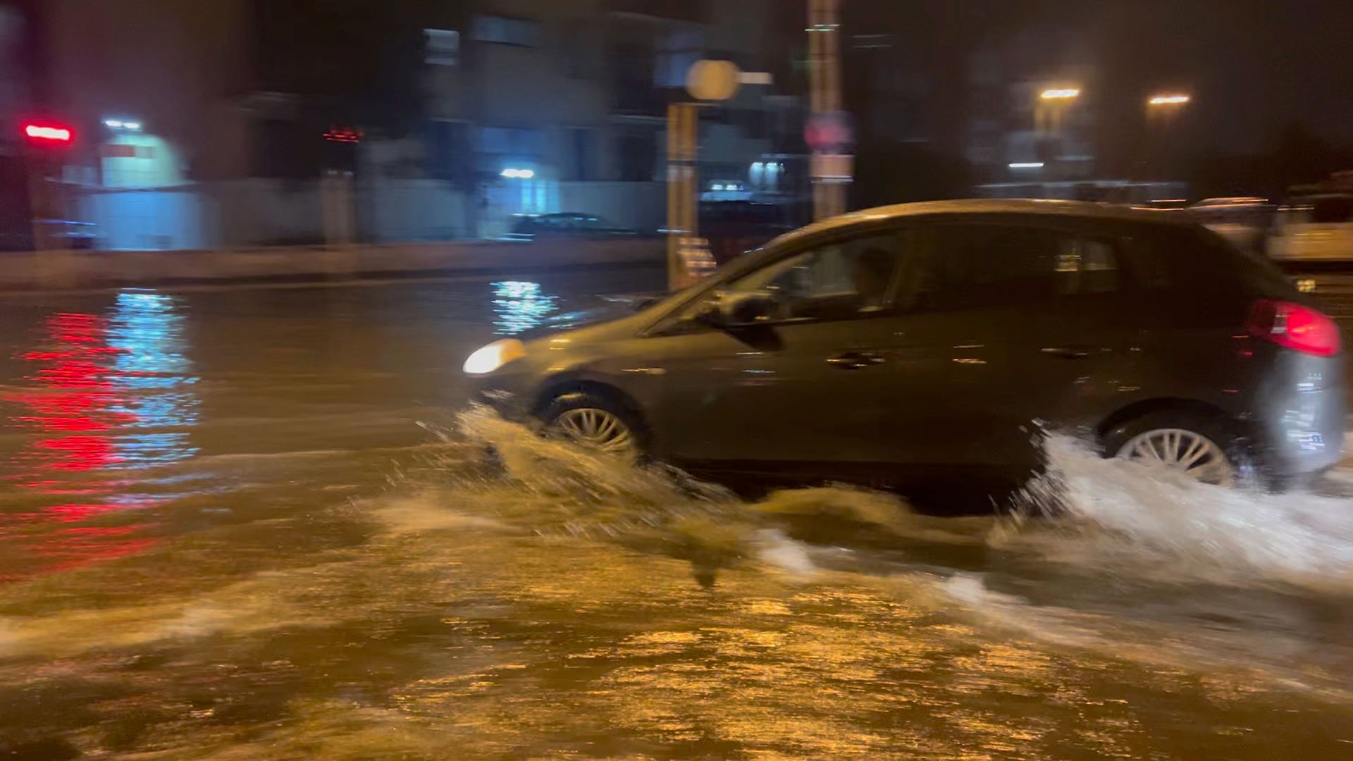 Il nubifragio a Taranto di lunedì 23 settembre - foto di Francesco Manfuso