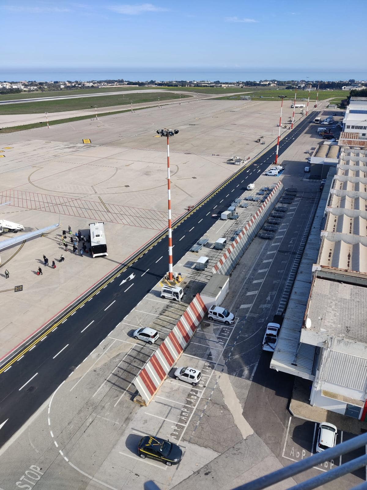 Terminati i lavori di riqualifica della pavimentazione della viabilità dell'Aeroporto di Bari